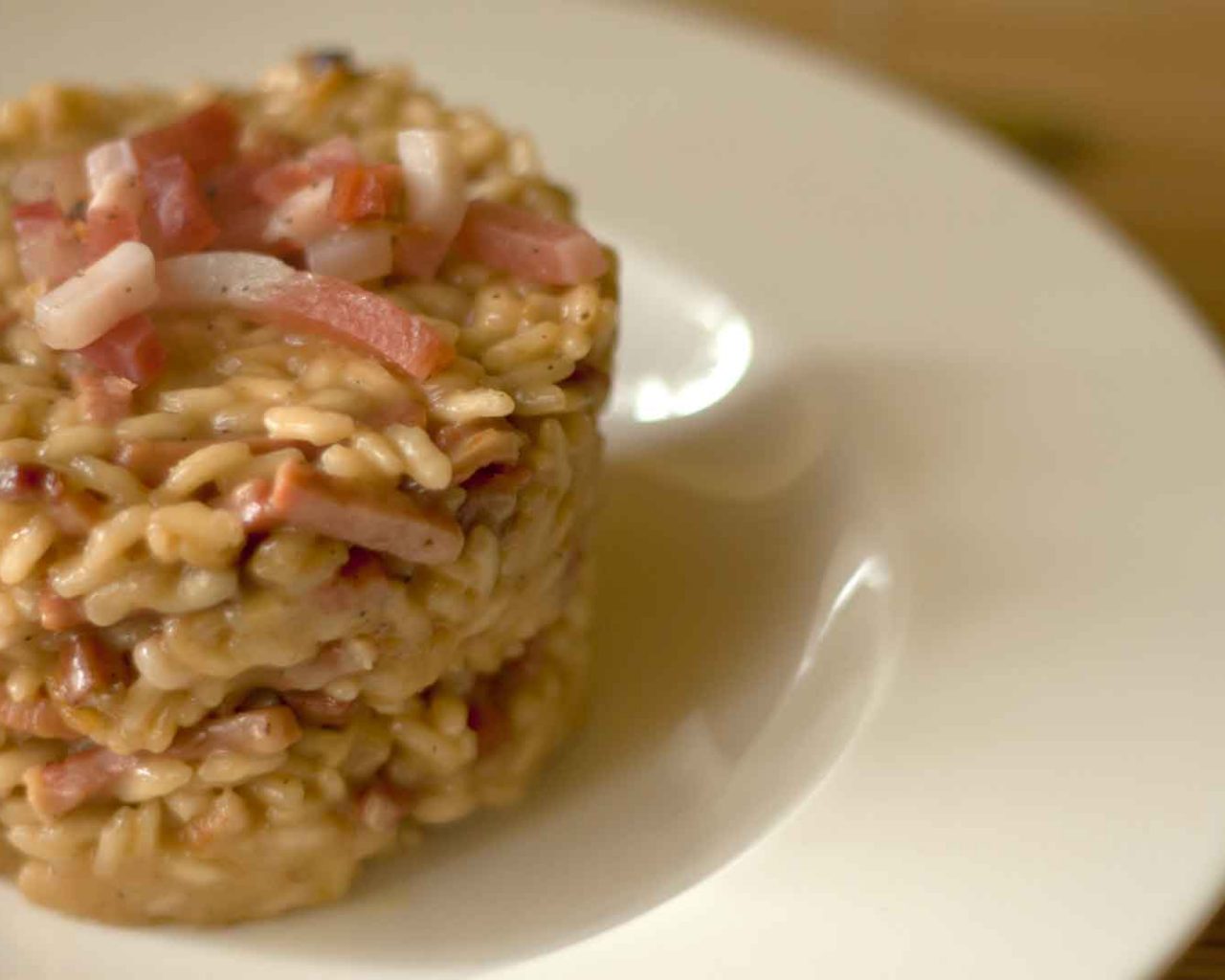 Risotto speck e noci: ingredienti e preparazione